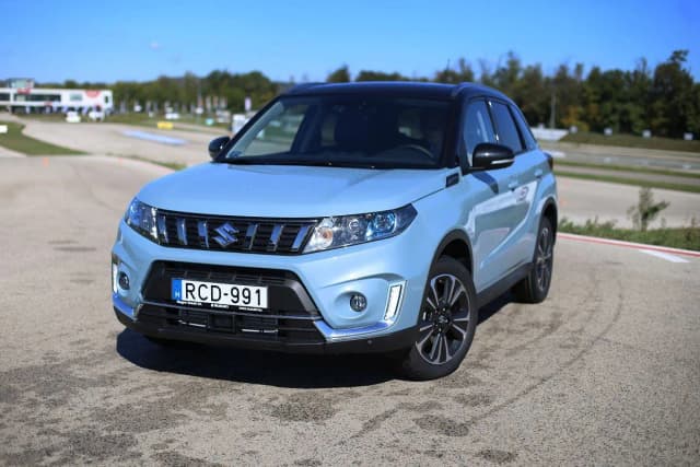 Suzuki Vitara 1 jaki silnik wybrać, aby uniknąć wysokich kosztów? Suzuki Vitara 1 jaki silnik wybrać, aby uniknąć wysokich kosztów?
